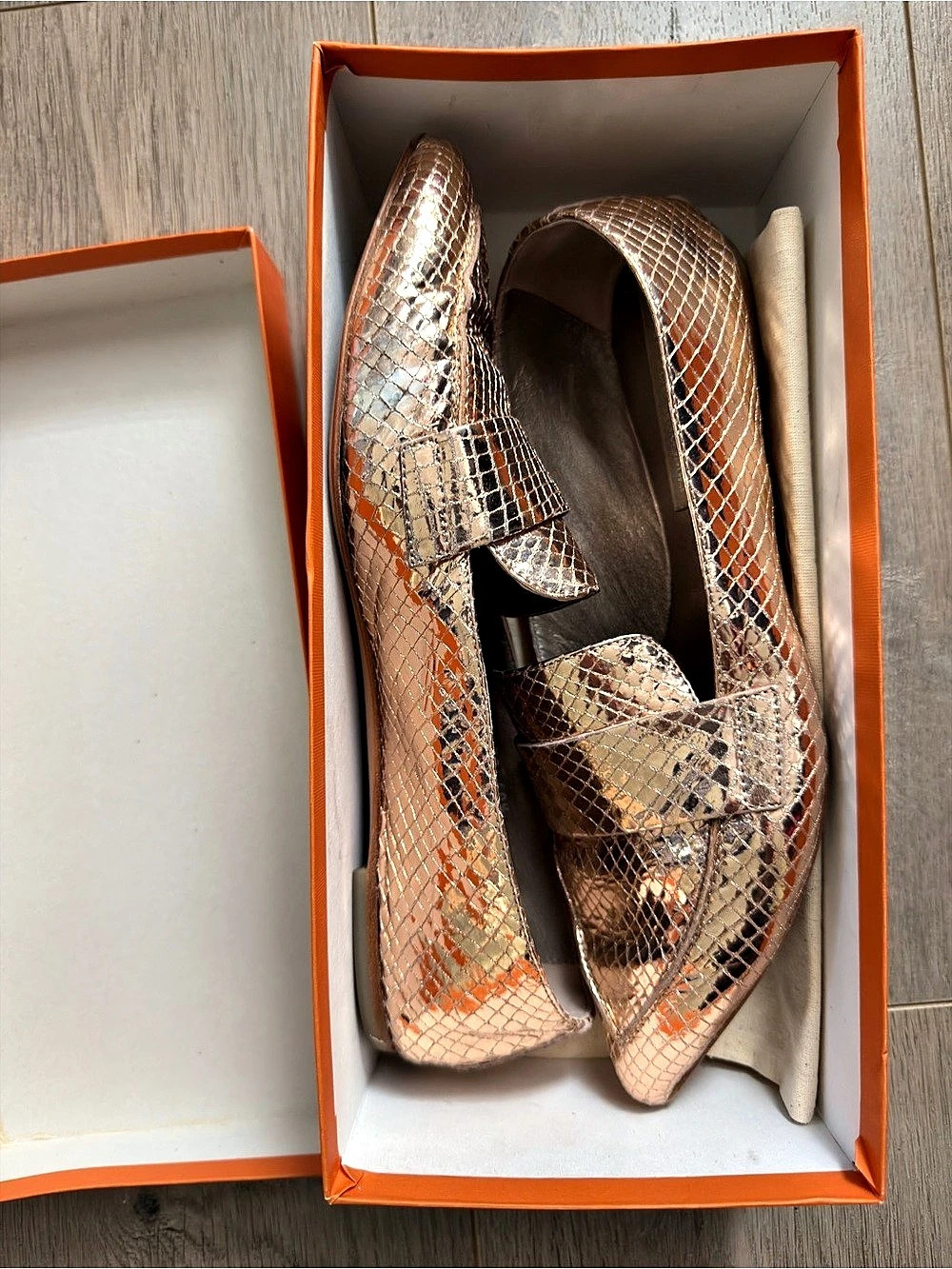 Attilio Giusti Leombruni D538056SCRATTL0351 Rose Gold pointy flat EU 40 1/2